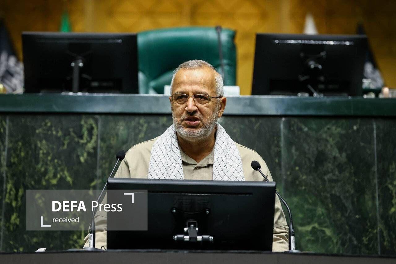 تاکید فرمانده مرکز مقاومت بسیج قوه مقننه بر نقش‌آفرینی نمایندگان در بسیج‌کنندگی و تبیین