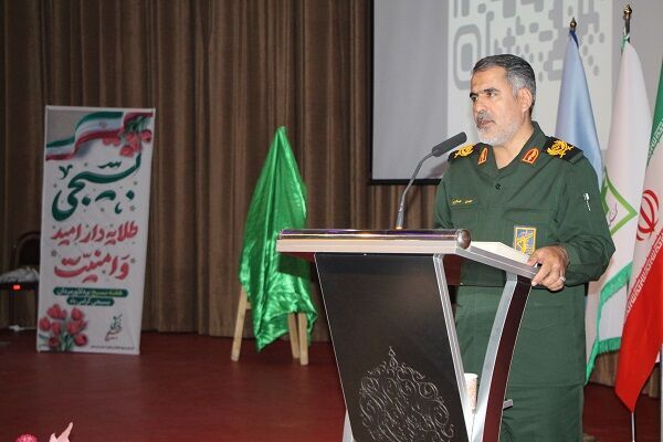 دشمنان از پیشرفت‌های علمی و تسلیم ناپذیری کشورمان هراس دارند