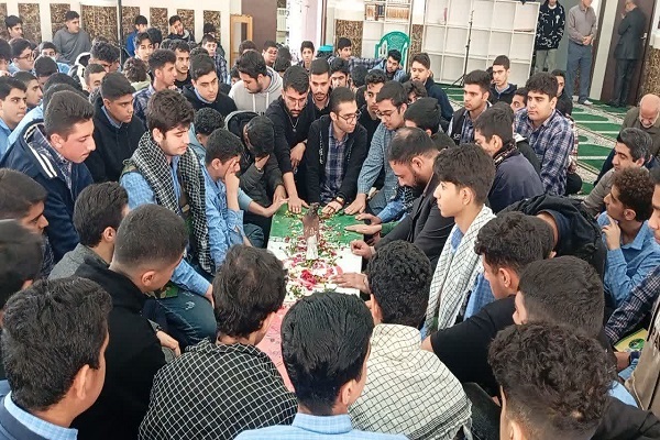 فیلم/ وداع با شهید گمنام در دبیرستان ۱۵ خرداد ساری