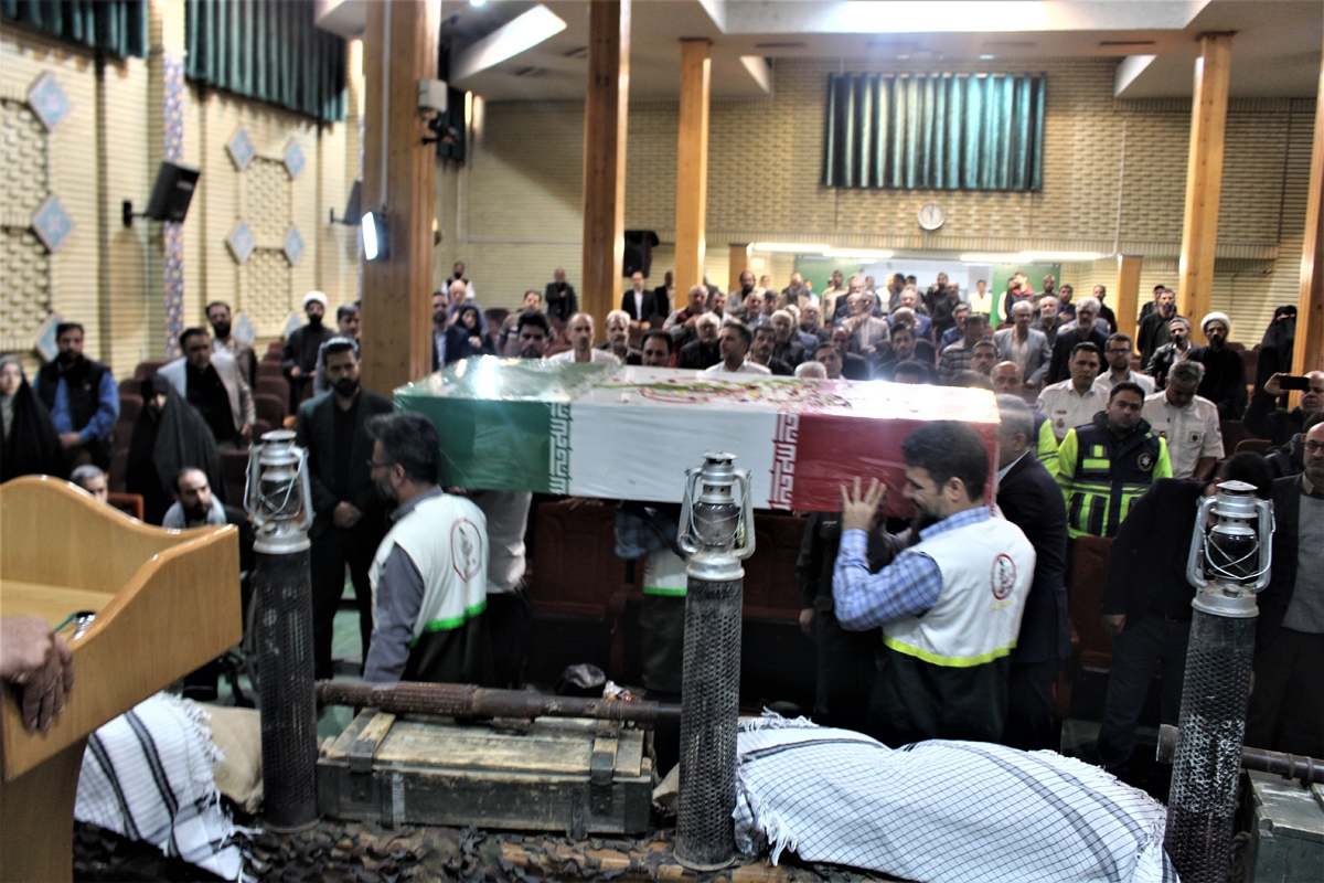 تصاویر/ چهارمین یادواره شهدای بهداشت، درمان و بهداری رزم در قم