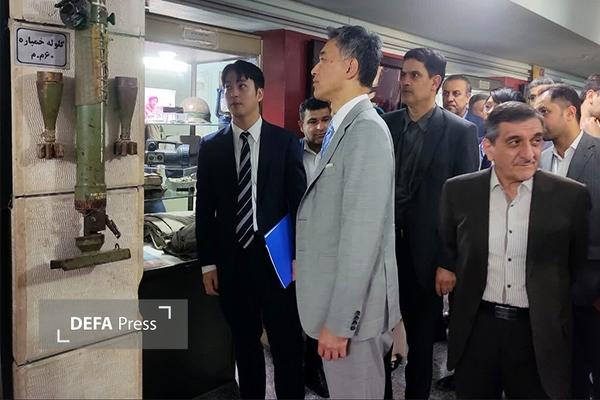 بازدید سفیر ژاپن از موزه دفاع مقدس و مقاومت خرمشهر بازدید سفیر ژاپن از موزه دفاع مقدس و مقاومت خرمشهر