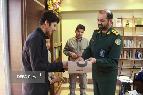 تجلیل از خادم الشهدا نوجوان به مناسببت شهادت حضرت زهرا(س)+ تصاویر