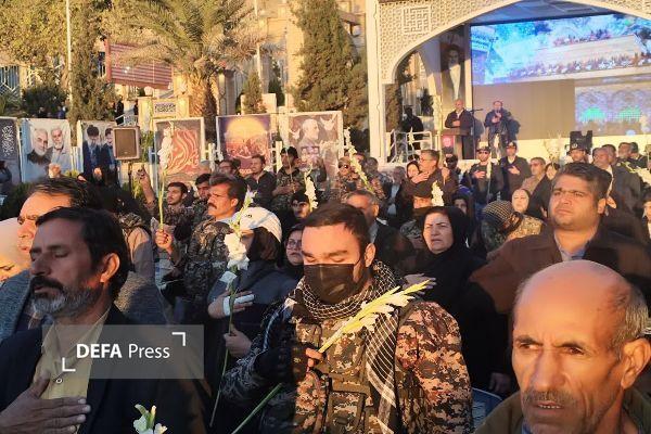 یاد شهدا در مراسم «مهمانی لاله‌ها» کرمان گرامی داشته شد+تصاویر