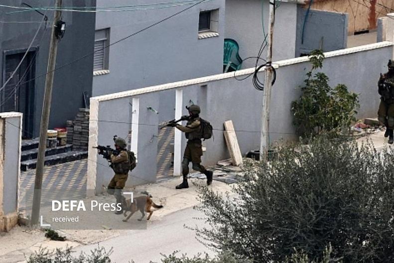 یورش گسترده صهیونیستها به کرانه باختری/ تخریب خانهها و زیرساختهای شهری یورش گسترده صهیونیستها به کرانه باختری/ تخریب خانهها و زیرساختهای شهری