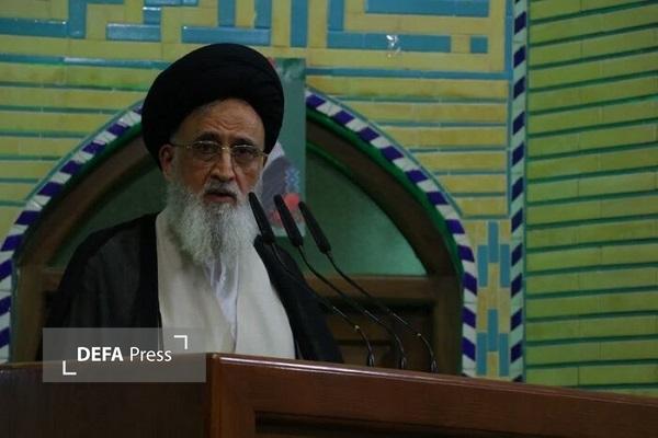 هشدار امام جمعه موقت یزد درباره جنگ روانی دشمن برای تزریق ناامیدی به جامعه هشدار امام جمعه موقت یزد درباره جنگ روانی دشمن برای تزریق ناامیدی به جامعه