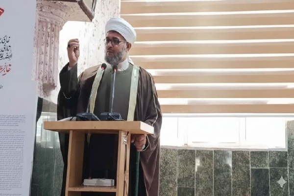 دشمنان از مشکلات معیشتی برای ایجاد اختلاف و بی‌ثباتی بهره‌برداری می‌کنند