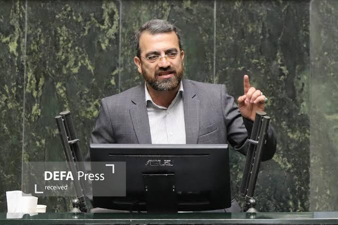 محمودی: قیمت فعلی حامل‌های انرژی منطقی نیست و اصلاح آن نیازمند اجرای سیاست‌های درست است