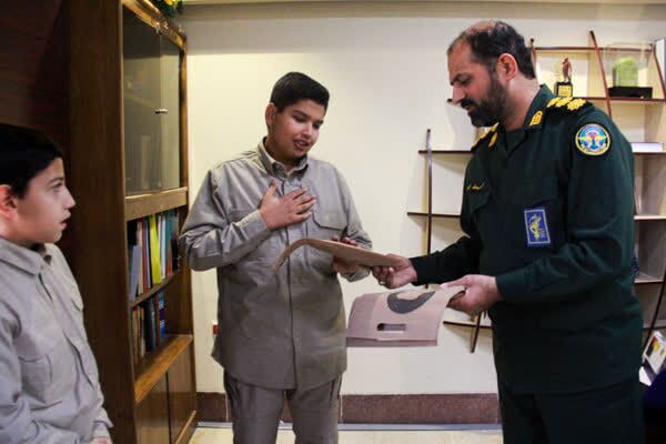 تجلیل سرهنگ «حرزاده» از نوجوانان خادم الشهدا+ تصاویر