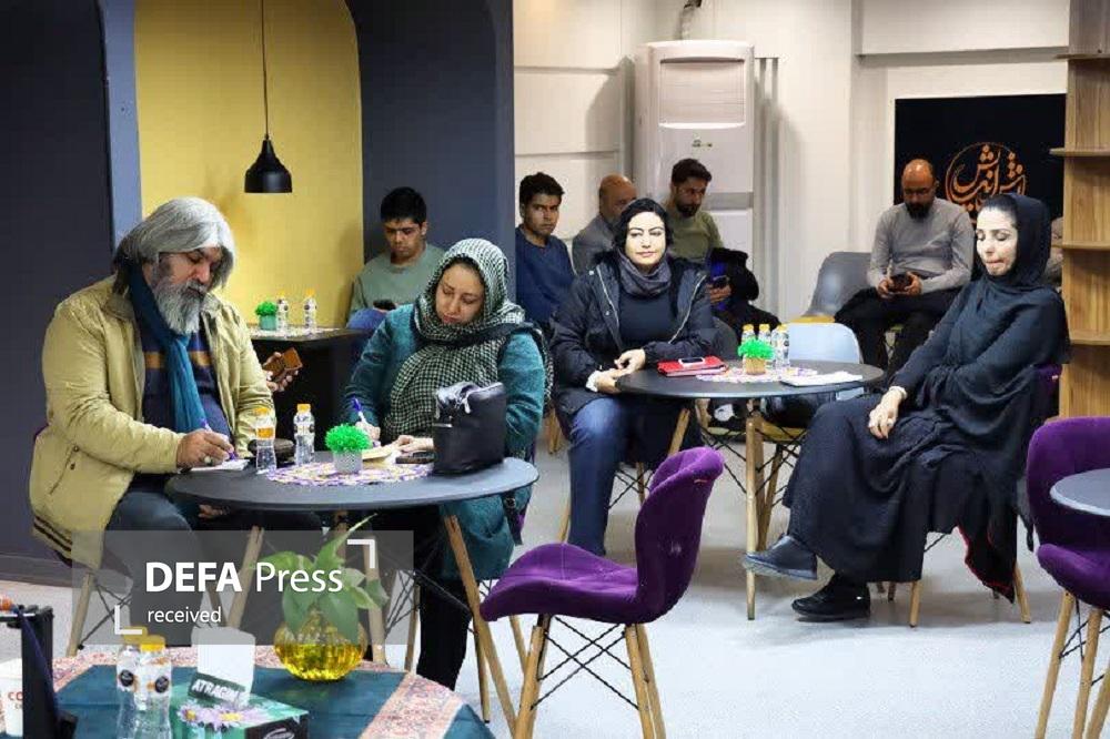 تأکید هنرمندان و پژوهشگران بر ضرورت احیای جریانهای فرهنگی و پاسداشت زبان فارسی در اراک تأکید هنرمندان و پژوهشگران بر ضرورت احیای جریانهای فرهنگی و پاسداشت زبان فارسی در اراک