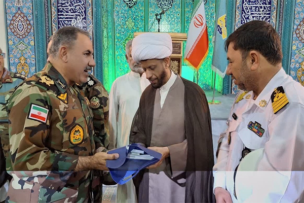 بازدید ارشد نظامی آجا از پایگاه دریایی خرمشهر