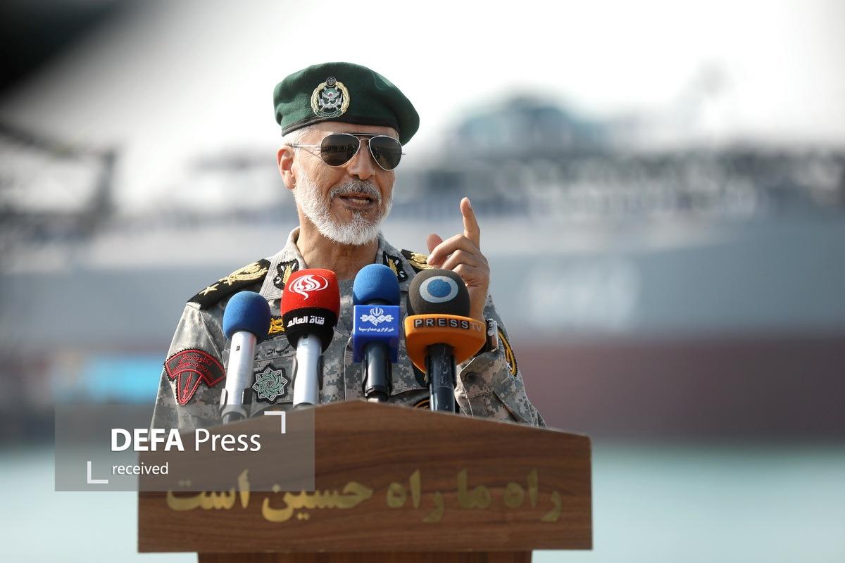 دریادار سیاری: حفاظت از نفتکشها در برابر دزدان دریایی؛ نشانه وجود نیروی دریایی مستحکم ایران است/ اگر اقتصاد آبی و توسعه دریا محور، میخواهیم، باید اقتدار دریایی خود را افزایش دهیم دریادار سیاری: حفاظت از نفتکشها در برابر دزدان دریایی؛ نشانه وجود نیروی دریایی مستحکم ایران است/ اگر اقتصاد آبی و توسعه دریا محور، میخواهیم، باید اقتدار دریایی خود را افزایش دهیم