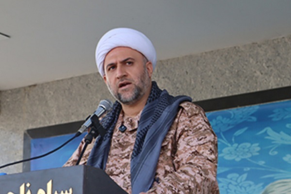 جوانان ستون‌های استوار انقلاب و دفاع مقدس هستند