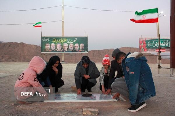 بازدید مدیرکل حفظ آثار و نشرارزش‌های دفاع مقدس و مقاومت از شهید گمنام ندوشن میبد+ تصاویر (تعداد عکس ها زیاد نیست)