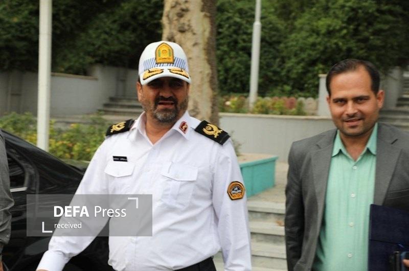 سردار موسوی پور: فردا و پس فردا نهم و دهم آذر ماه اجرای طرح زوج و فرد از درب منازل از شش و نیم صبح تا ۲۰/۳۰ /برخورد پلیس با خودروهای دودزا/ممنوعیت تردد برای کامیونها و وسایل نقلیه سنگین سردار موسوی پور: فردا و پس فردا نهم و دهم آذر ماه اجرای طرح زوج و فرد از درب منازل از شش و نیم صبح تا ۲۰/۳۰ /برخورد پلیس با خودروهای دودزا/ممنوعیت تردد برای کامیونها و وسایل نقلیه سنگین