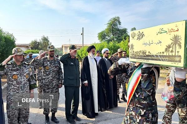 پدافند هوایی جنوب غرب ارتش متبرک به حضور یک شهید گمنام شد+ تصاویر پدافند هوایی جنوب غرب ارتش متبرک به حضور یک شهید گمنام شد+ تصاویر