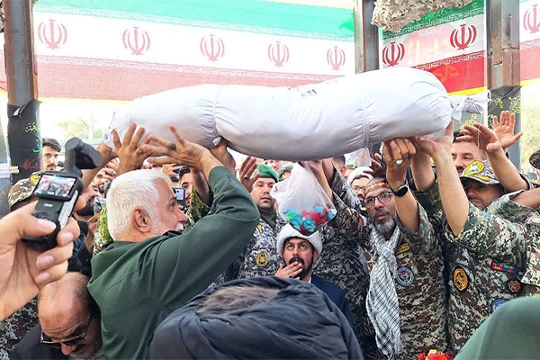 فیلم/ میزبانی پدافند هوایی جنوب غرب ارتش از شهید گمنام