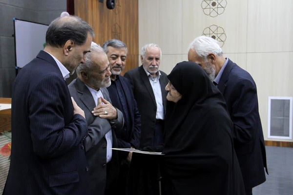 تصاویر/ یادواره شهدای مجلس در البرز