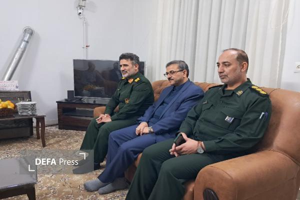دیدار و تجلیل فرمانده سپاه حضرت جوادالائمه (ع) خراسان شمالی از خانواده شهدا + تصاویر