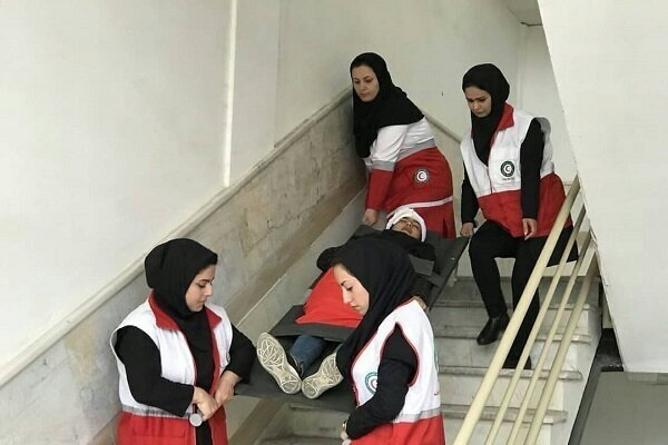 رقابت ۶۵ دختر سیستان و بلوچستانی در مسابقات امدادی-ورزشی «رفاقت یاس»