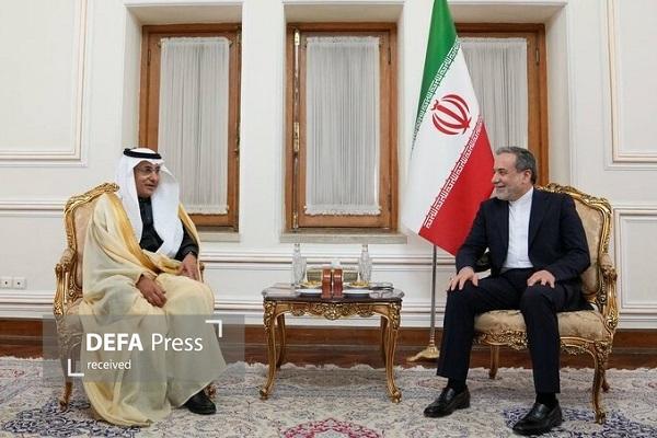 معاون وزیر خارجه عربستان با عراقچی دیدار کرد