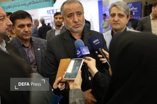 نمایشگاه هفته پژوهش در دانشگاه بیرجند با حضور استاندار خراسان جنوبی افتتاح شد نمایشگاه هفته پژوهش در دانشگاه بیرجند با حضور استاندار خراسان جنوبی افتتاح شد