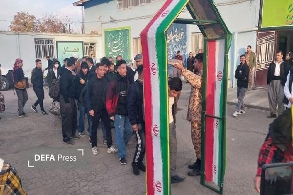 با حضور مسئولان فرهنگی کاروان دانش‌آموزی راهیان نور مریوان بدرقه شد