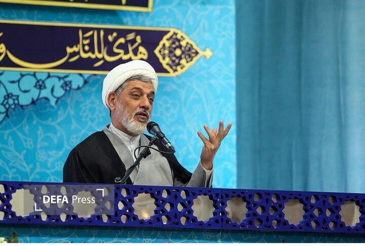 ولایتمداری و انس با اهل بیت (ع) از ویژگیهای شهید حجت الاسلام «خطیب» بود ولایتمداری و انس با اهل بیت (ع) از ویژگیهای شهید حجت الاسلام «خطیب» بود