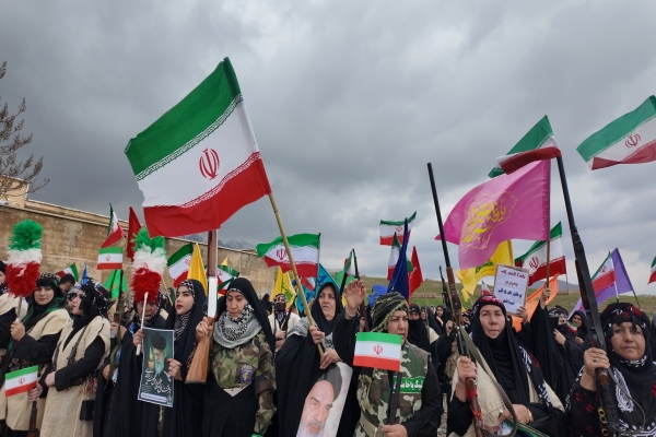 تصاویر/ اجتماع باشکوه و پرشور زینبیون در ملکشاهی