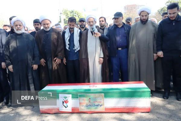 تشییع پیکر سرباز شهید «زمانی آریمی» در ساری+ تصاویر