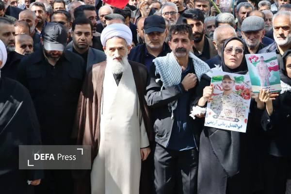 تشییع پیکر سرباز شهید «زمانی آریمی» در ساری+ تصاویر