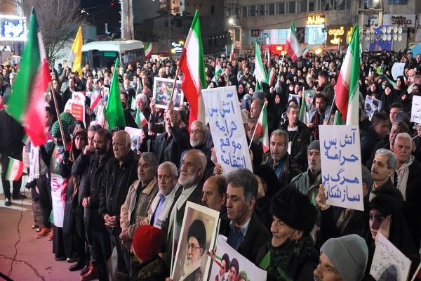 فیلم/ قیام مردم ایلام همچنان ادامه دارد