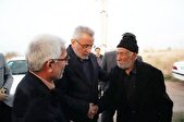 معاون سیاسی استاندار قزوین با خانواده شهید میرزاحسینی در خیارج دیدار کرد