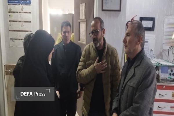 معاون وزیر بهداشت به همراه نماینده مجلس و مدیرکل حفظ آثار قزوین از مجروحان جنگ رمضان عیادت کردند معاون وزیر بهداشت به همراه نماینده مجلس و مدیرکل حفظ آثار قزوین از مجروحان جنگ رمضان عیادت کردند