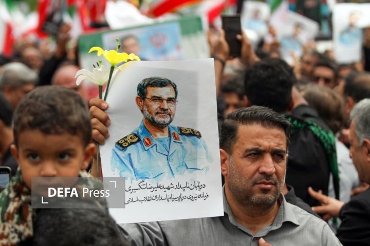 دلنوشته سخنگوی وزارت امور خارجه در سوگ شهید «علیرضا تنگسیری» / از دشتستان تا دریا؛ به یاد دو پاسدار خلیج فارس و تنگه هرمز دلنوشته سخنگوی وزارت امور خارجه در سوگ شهید «علیرضا تنگسیری» / از دشتستان تا دریا؛ به یاد دو پاسدار خلیج فارس و تنگه هرمز