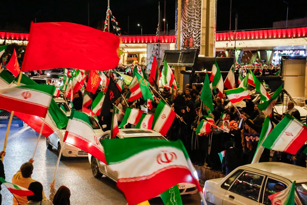 تصاویر/ سی اُمین شب میدانداری شیرازی ها در جنگ رمضان