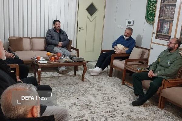 دیدار مدیرکل حفظ آثار و نشر ارزشهای دفاع مقدس همدان با فرمانده اسبق لشکر انصارالحسین(ع) + تصاویر دیدار مدیرکل حفظ آثار و نشر ارزشهای دفاع مقدس همدان با فرمانده اسبق لشکر انصارالحسین(ع) + تصاویر