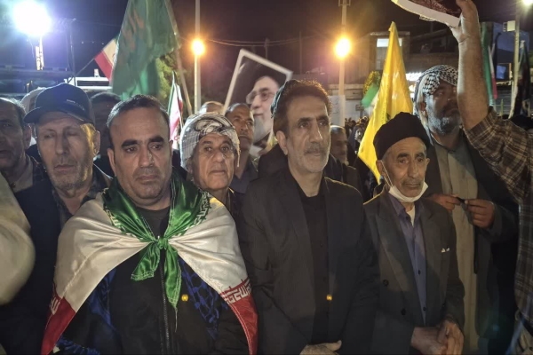 تصاویر/ تداوم اجتماع مردمی در ۳۱شب استقامت مردم شهرستان دهلران پای وطن