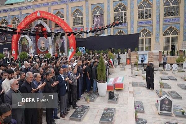 پیکرهای شش شهید یگان پهپادی ارتش در شهرهای مختلف استان کرمان تشییع و تدفین شد+تصاویر