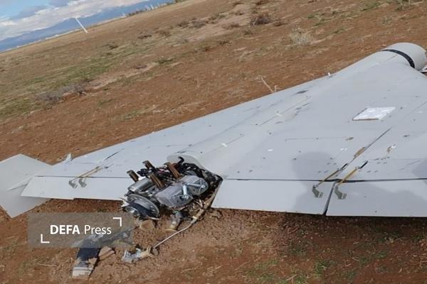 انهدام پهپاد انتحاری لوکاس توسط پدافند سپاه در بوئینزهرا انهدام پهپاد انتحاری لوکاس توسط پدافند سپاه در بوئینزهرا