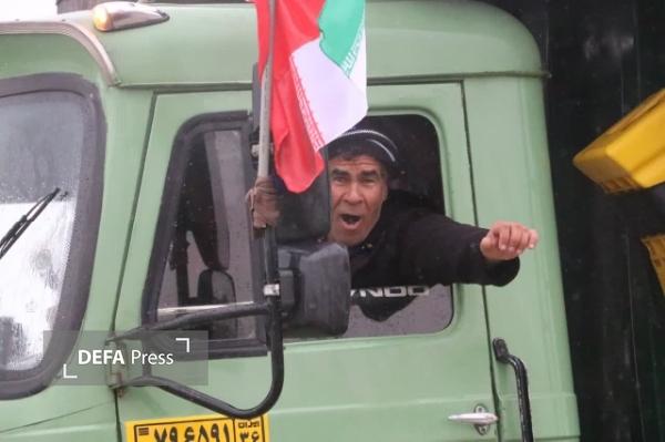 بیعت کامیونداران خراسانی با رهبر معظم انقلاب اسلامی+ تصاویر