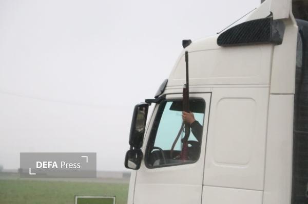 بیعت کامیونداران خراسانی با رهبر معظم انقلاب اسلامی+ تصاویر