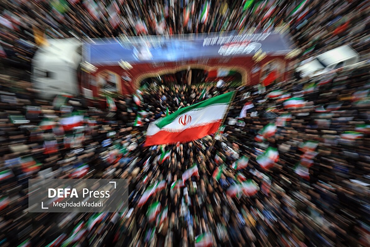 مراسم تشییع پیکر دریابان شهید تنگسیری