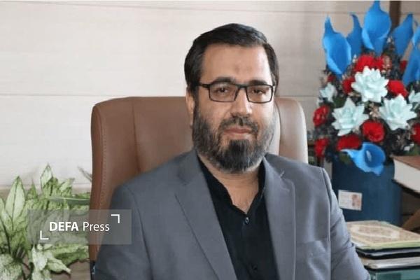مدیرکل فرهنگ کردستان با خانواده شهیده کاله نافعی در سروآباد دیدار کرد