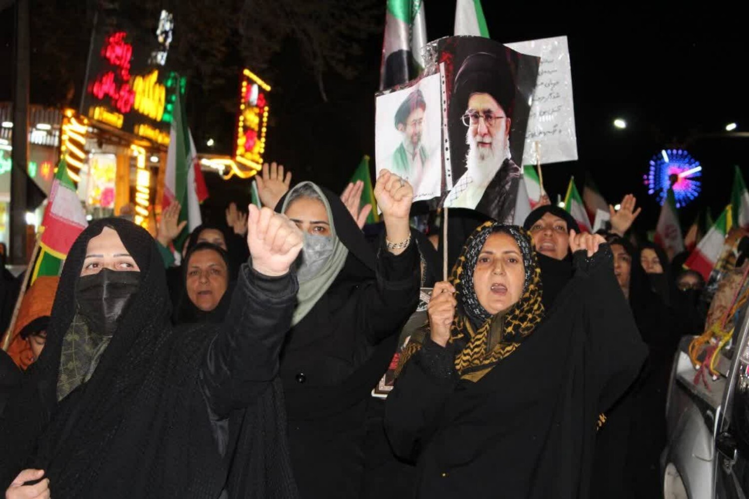 تصاویر/ برگزاری سی‌ودومین شب اجتماع مردم خراسان‌شمالی در سوگ رهبر شهید