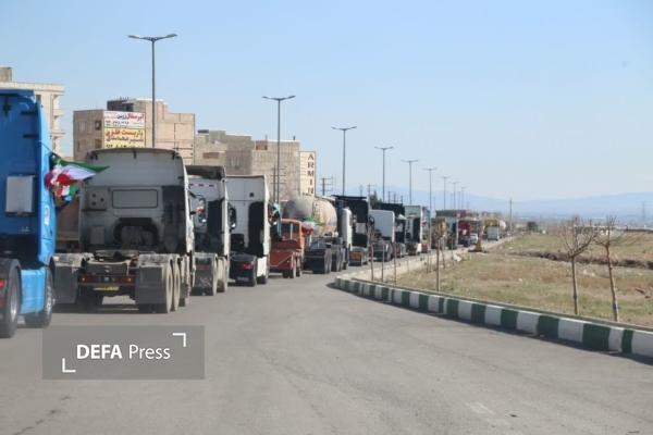 رژه بی‌انتهای خودرویی کامیون‌داران غیور آبیک در بیعت با رهبر معظم انقلاب