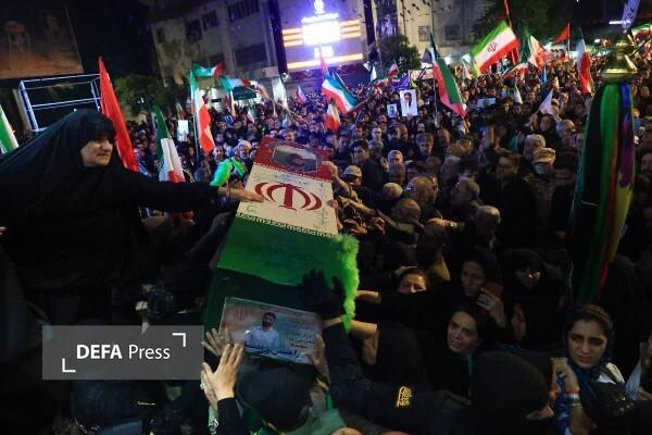 وداع مردم ساری با پیکر مطهر شهید «رضایی»