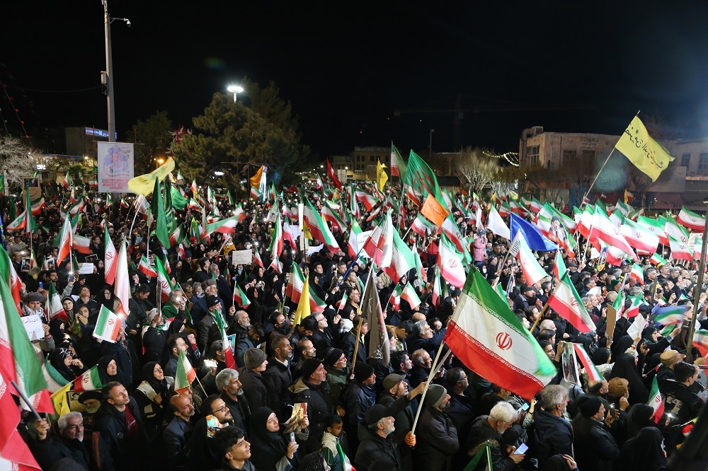 تصاویر/ سی و یکمین شب حضور حماسی مردم انقلابی شهر اراک