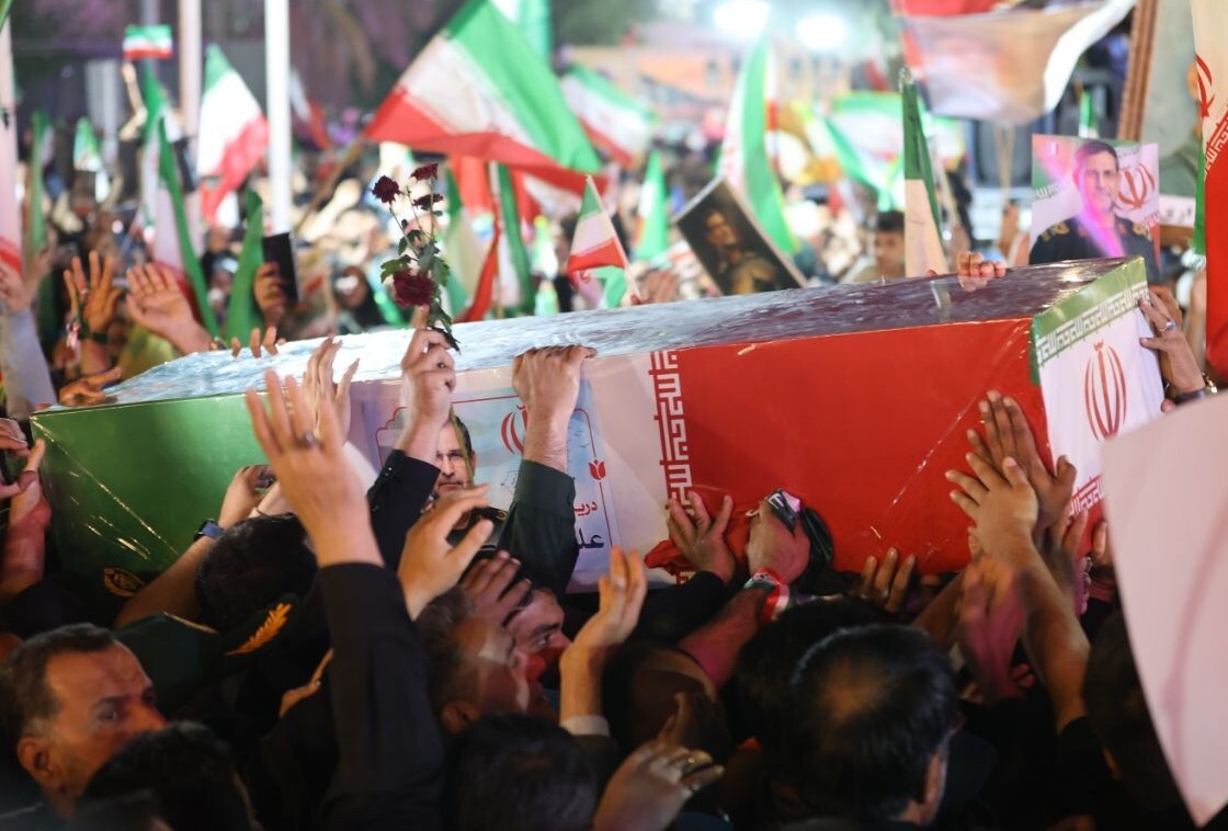 فرمانده موج‌ها در جوار خلیج فارس آرام گرفت+ تصاویر