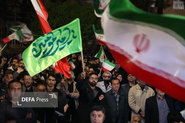 اجتماع ملت مقاوم ایران حیرت و تحسین جهانیان را به دنبال داشته است