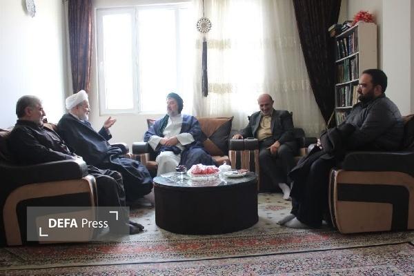 نماینده ولی‌فقیه کردستان در دیدار‌هایی صمیمانه از روحانیون سنندج تقدیر کرد